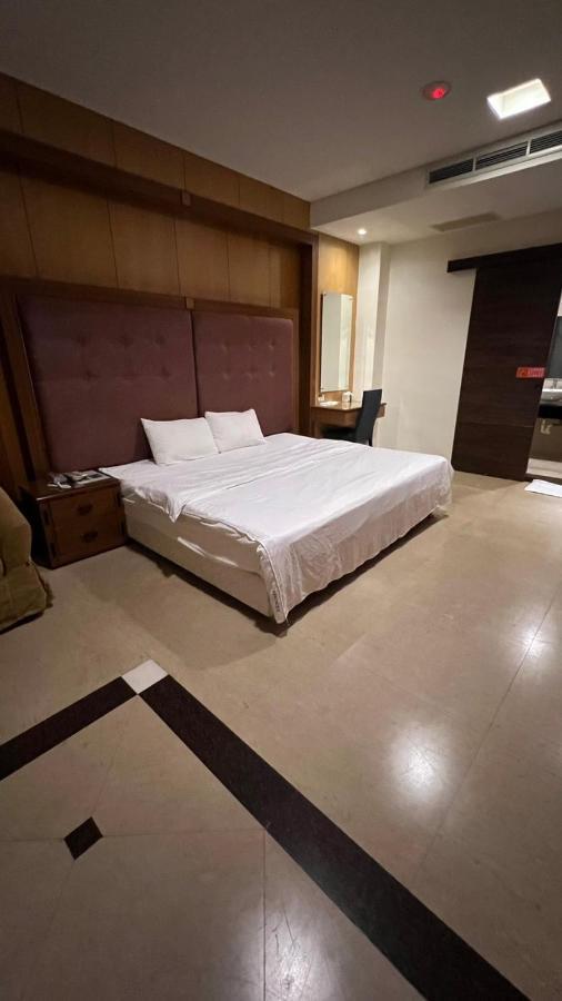 Charming Motel Hualien Buitenkant foto